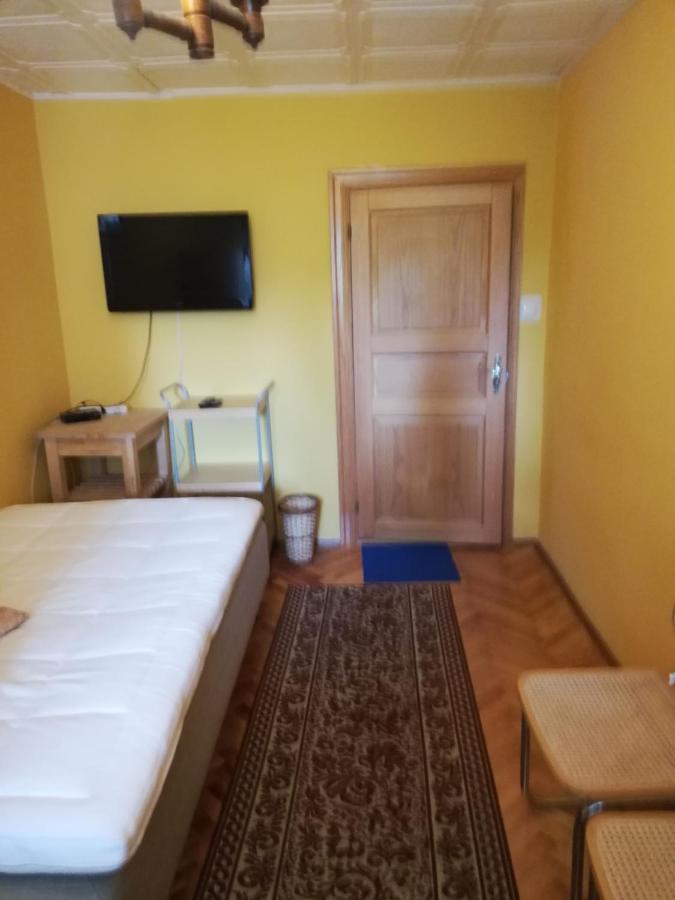 U Sowy Hotel Kolobrzeg Ngoại thất bức ảnh